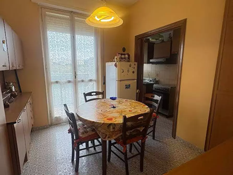 Immagine 9 di Appartamento in vendita  a Livorno