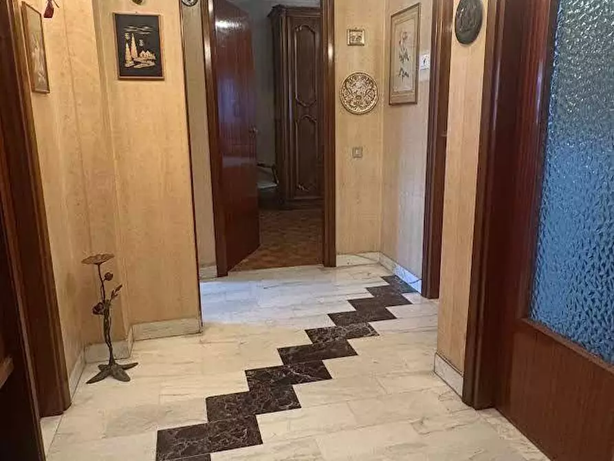 Immagine 1 di Appartamento in vendita  a Livorno