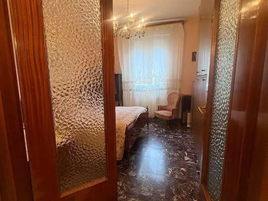 Immagine 13 di Appartamento in vendita  a Livorno