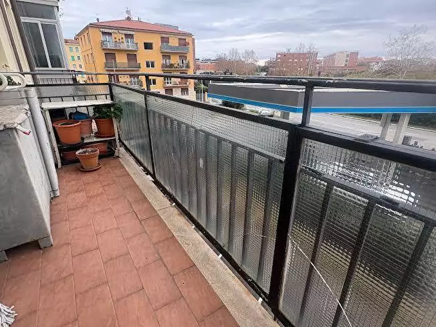 Immagine 12 di Appartamento in vendita  a Livorno