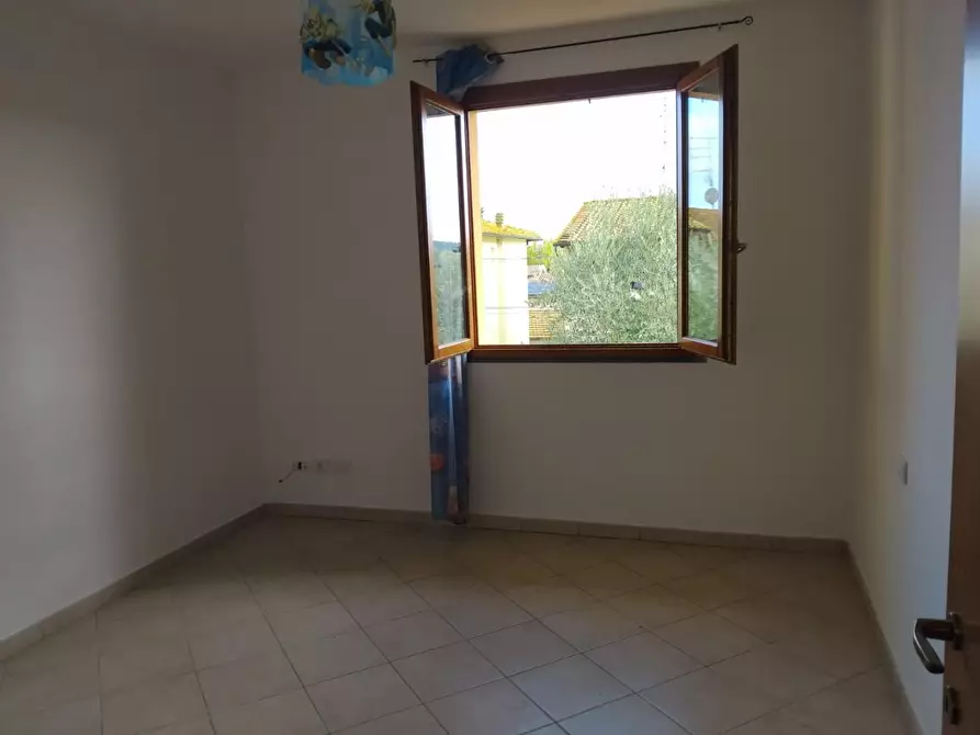 Immagine 2 di Appartamento in vendita  a Empoli