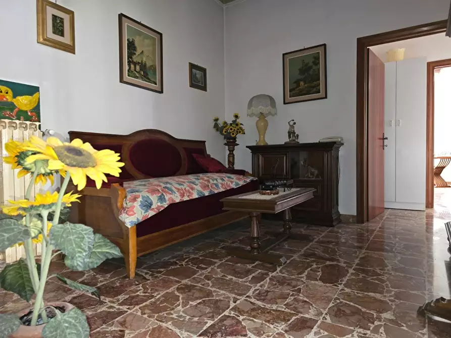 Immagine 22 di Appartamento in vendita  a Colle Di Val D'elsa