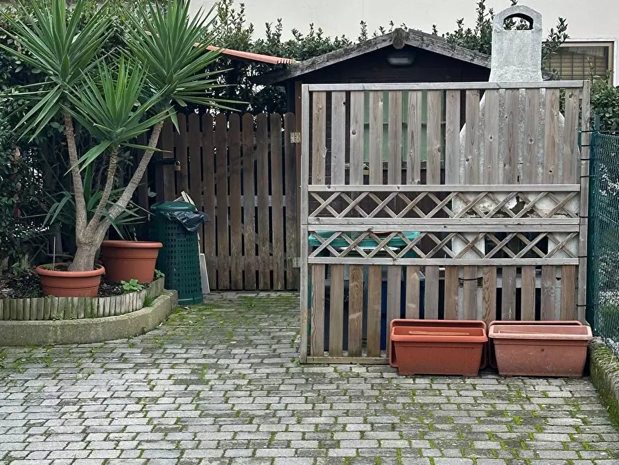 Immagine 10 di Terratetto in vendita  a Cascina