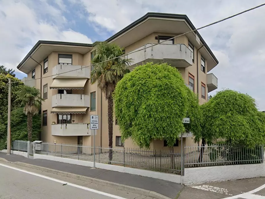 Immagine 1 di Appartamento in vendita  a Cisliano