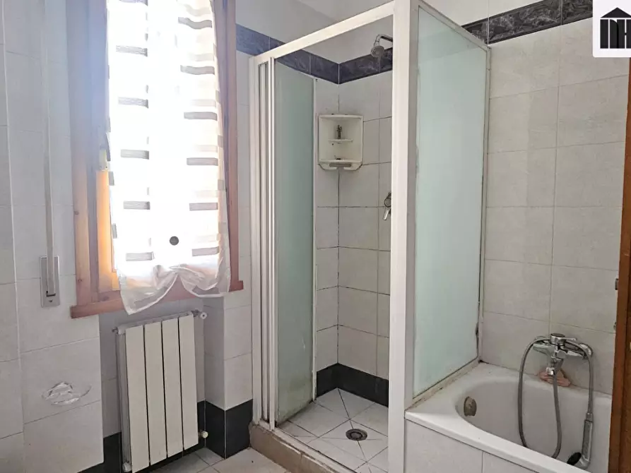 Immagine 17 di Appartamento in vendita  a Santa Croce Sull'arno