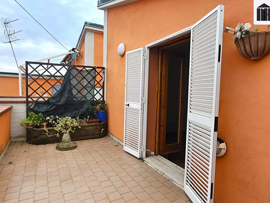 Immagine 24 di Appartamento in vendita  a Santa Croce Sull'arno