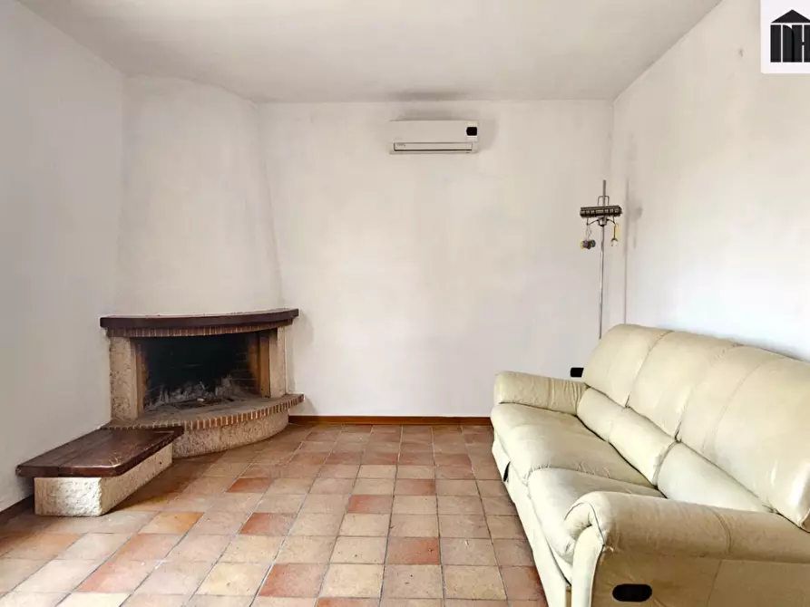 Immagine 21 di Appartamento in vendita  a Santa Croce Sull'arno