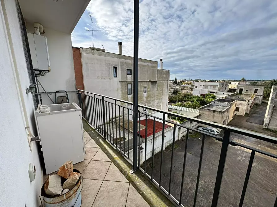 Immagine 11 di Appartamento in vendita  a Monteroni Di Lecce