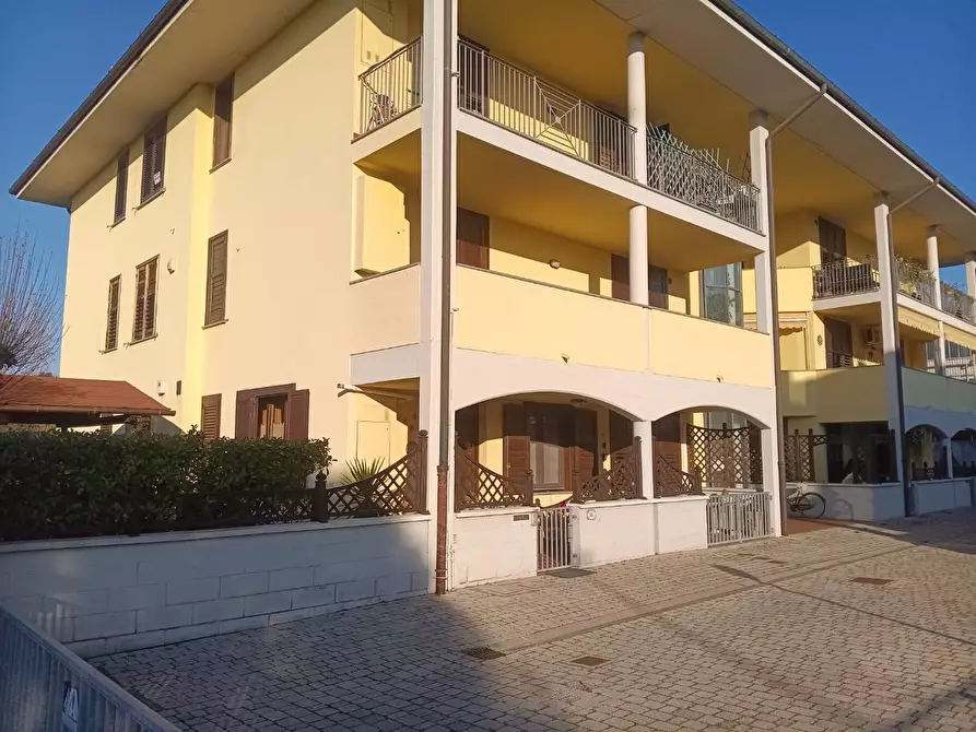 Immagine 10 di Appartamento in vendita  a Pontedera