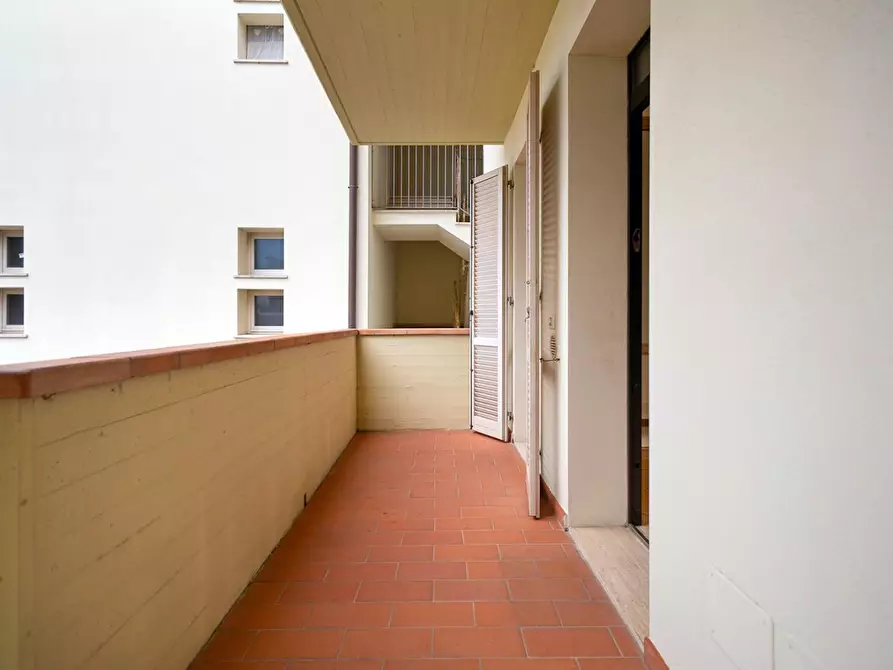 Immagine 16 di Appartamento in vendita  a Santa Maria A Monte