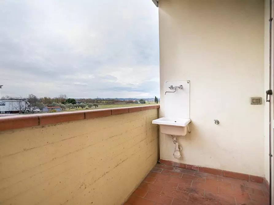 Immagine 15 di Appartamento in vendita  a Santa Maria A Monte