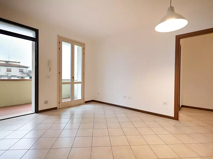 Immagine 4 di Appartamento in vendita  a Santa Maria A Monte