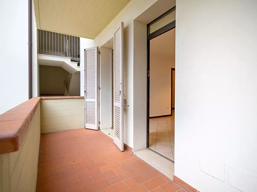 Immagine 3 di Appartamento in vendita  a Santa Maria A Monte