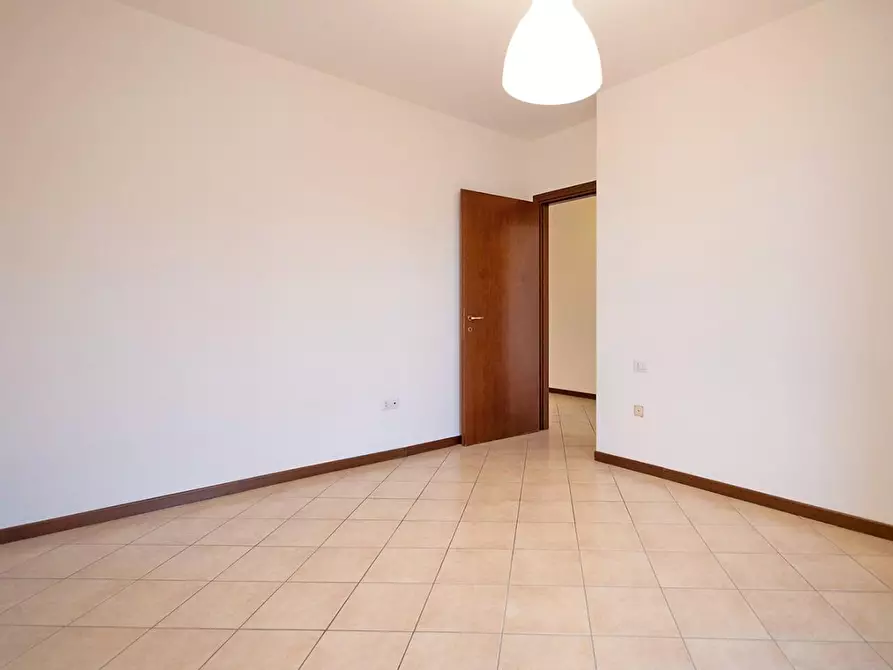 Immagine 8 di Appartamento in vendita  a Santa Maria A Monte