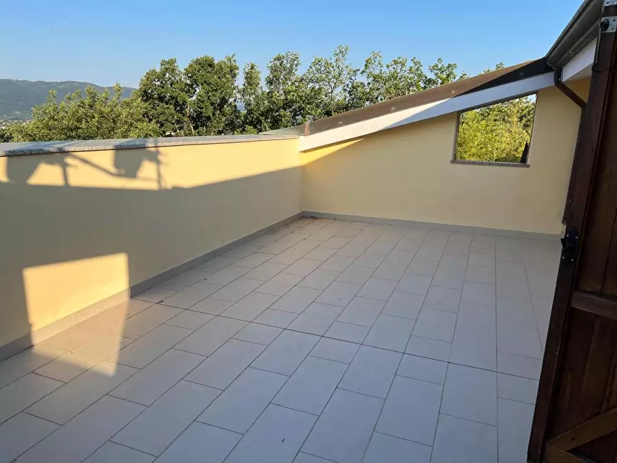 Immagine 26 di Villa in vendita  a Castelnuovo Magra