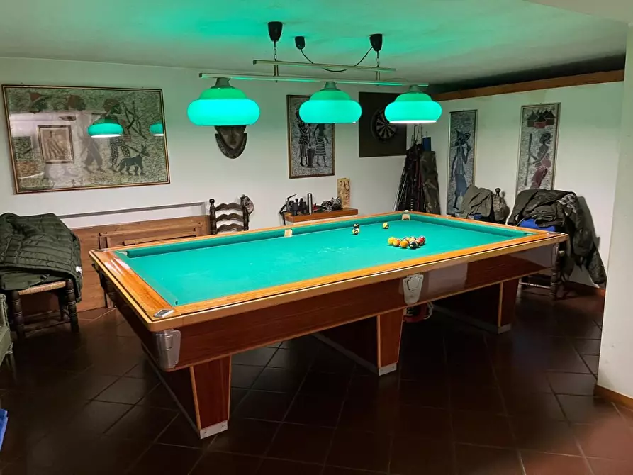 Immagine 18 di Villa in vendita  a Castelnuovo Magra