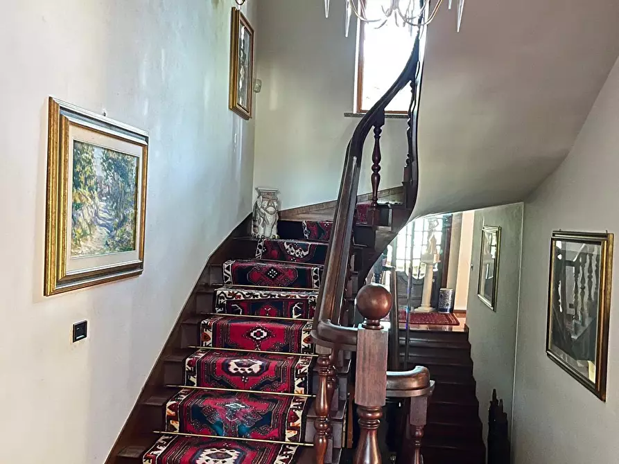 Immagine 20 di Villa in vendita  a Castelnuovo Magra