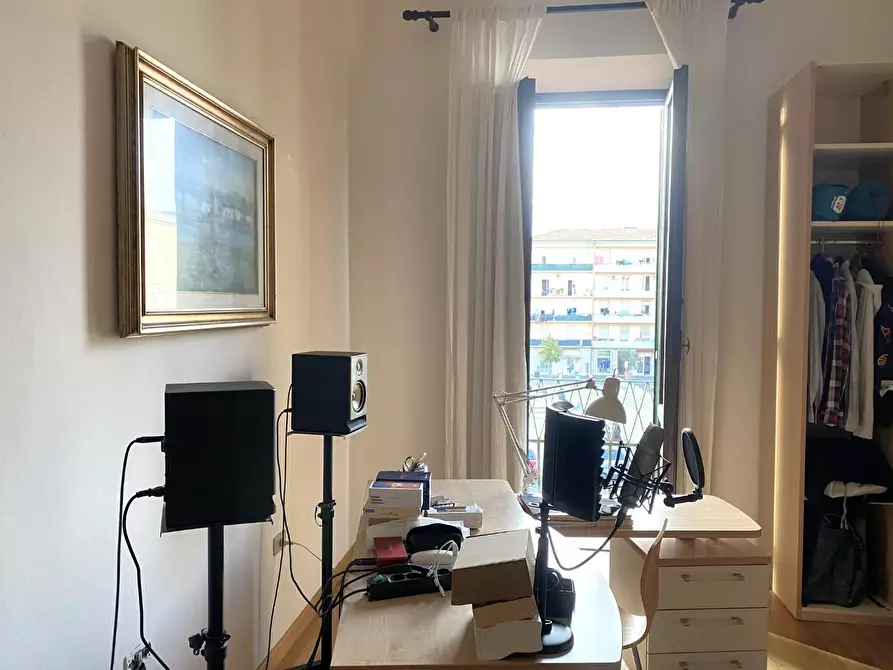 Immagine 16 di Appartamento in vendita  a Pontedera