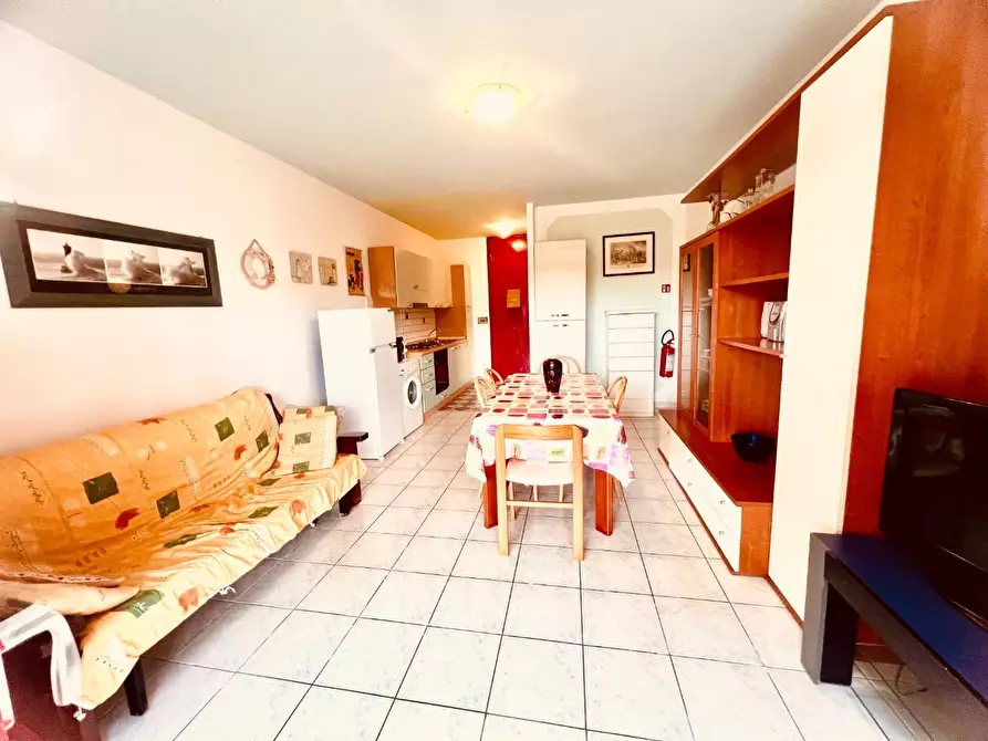 Immagine 3 di Appartamento in vendita  a Bibbona