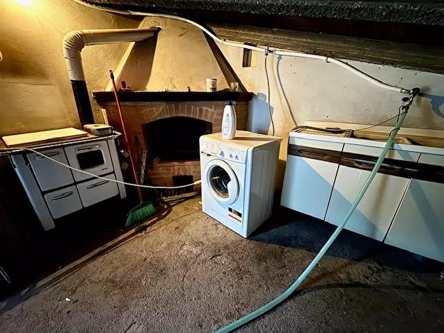 Immagine 23 di Appartamento in vendita  a Sovicille