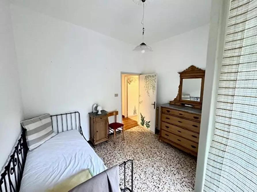 Immagine 11 di Appartamento in vendita  a Sovicille
