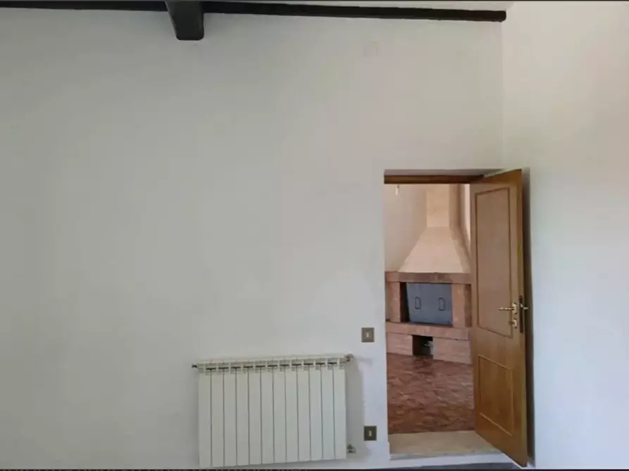 Immagine 11 di Appartamento in vendita  a Asciano