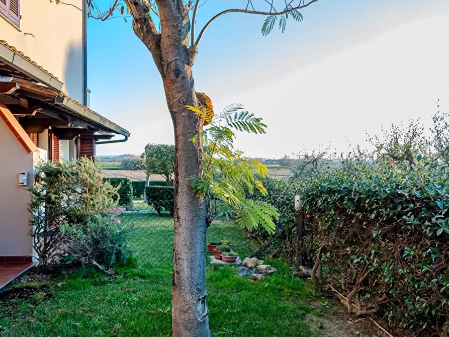 Immagine 10 di Villetta a schiera in vendita  a Fucecchio