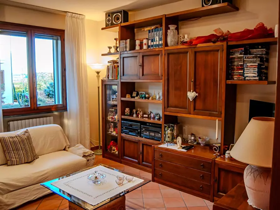 Immagine 2 di Villetta a schiera in vendita  a Fucecchio