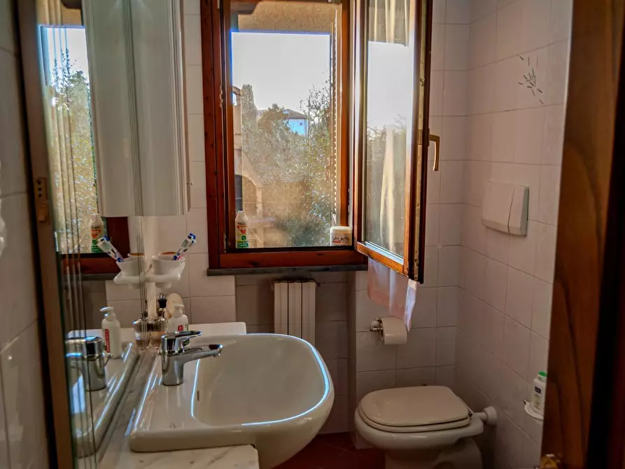 Immagine 22 di Villetta a schiera in vendita  a Fucecchio