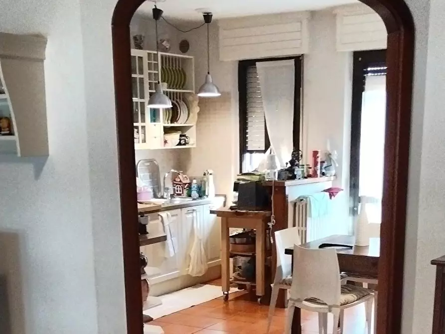 Immagine 11 di Casa bifamiliare in vendita  a Massa