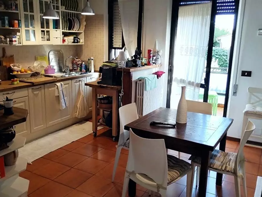 Immagine 6 di Casa bifamiliare in vendita  a Massa