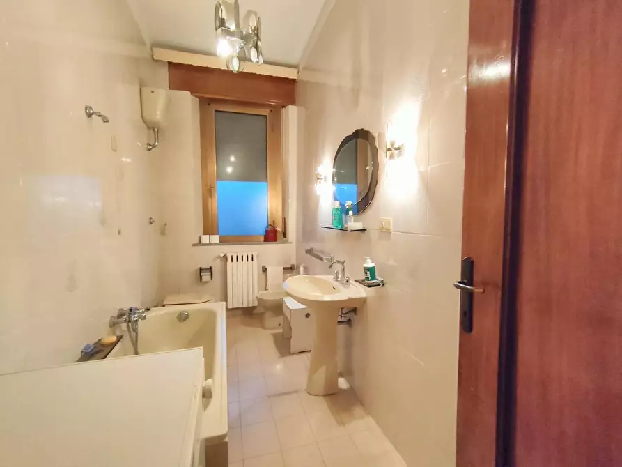 Immagine 22 di Appartamento in vendita  a Pisa