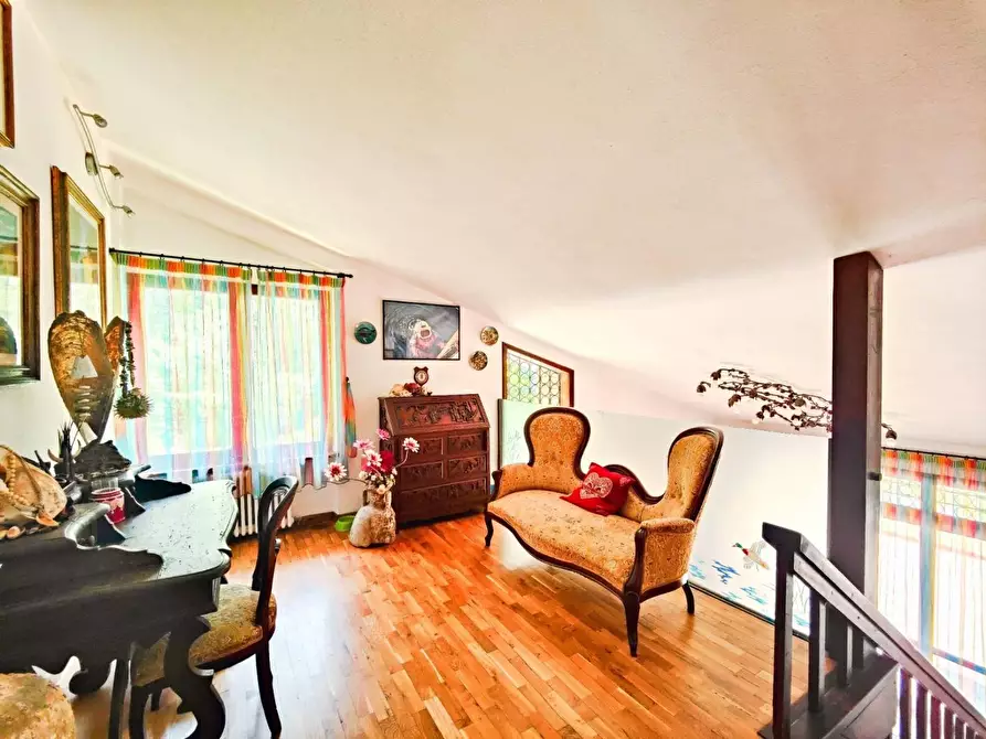 Immagine 14 di Villa in vendita  a San Giuliano Terme