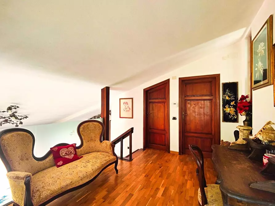 Immagine 16 di Villa in vendita  a San Giuliano Terme