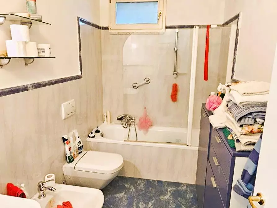 Immagine 15 di Appartamento in vendita  a Montignoso