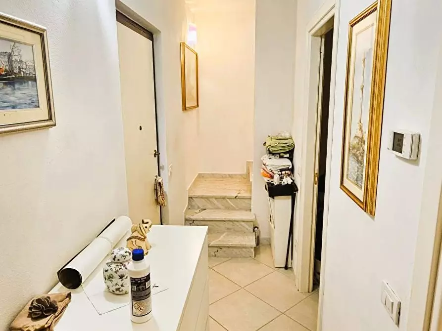 Immagine 16 di Appartamento in vendita  a Montignoso