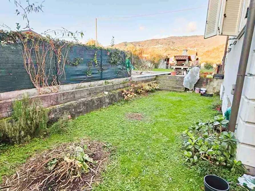 Immagine 21 di Appartamento in vendita  a Montignoso