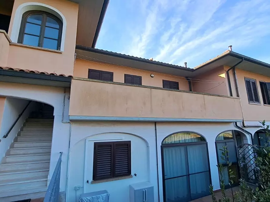 Immagine 19 di Appartamento in vendita  a Rosignano Marittimo