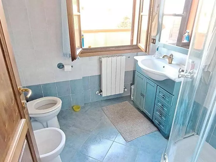 Immagine 16 di Appartamento in vendita  a Rosignano Marittimo