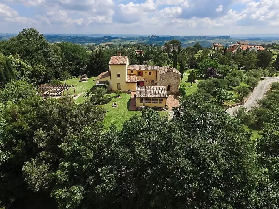 Immagine 110 di Villa in vendita  a Casciana Terme Lari