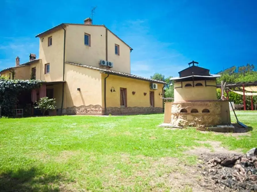 Immagine 89 di Villa in vendita  a Casciana Terme Lari