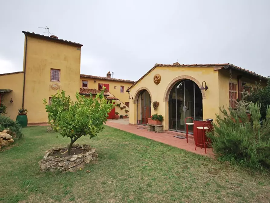 Immagine 56 di Villa in vendita  a Casciana Terme Lari