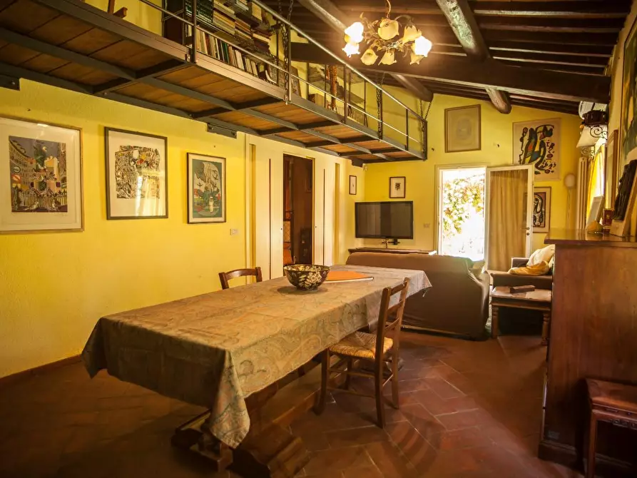 Immagine 26 di Villa in vendita  a Casciana Terme Lari
