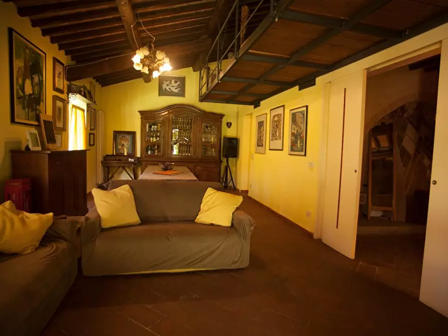 Immagine 28 di Villa in vendita  a Casciana Terme Lari