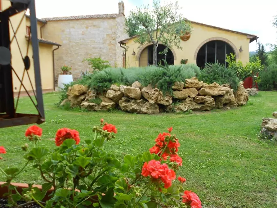 Immagine 6 di Casa colonica in vendita  a Casciana Terme Lari