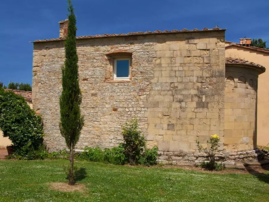 Immagine 97 di Villa in vendita  a Casciana Terme Lari