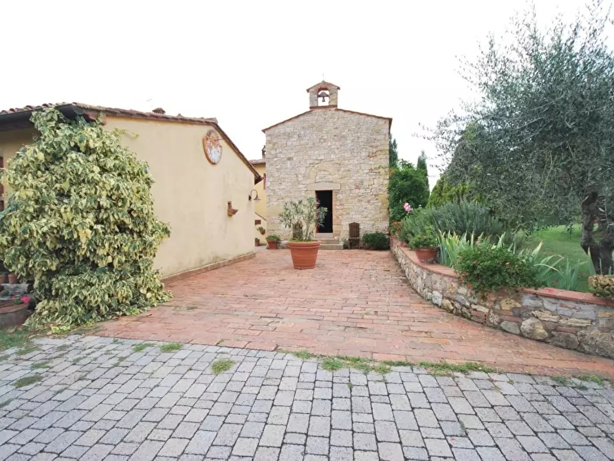 Immagine 8 di Villa in vendita  a Casciana Terme Lari