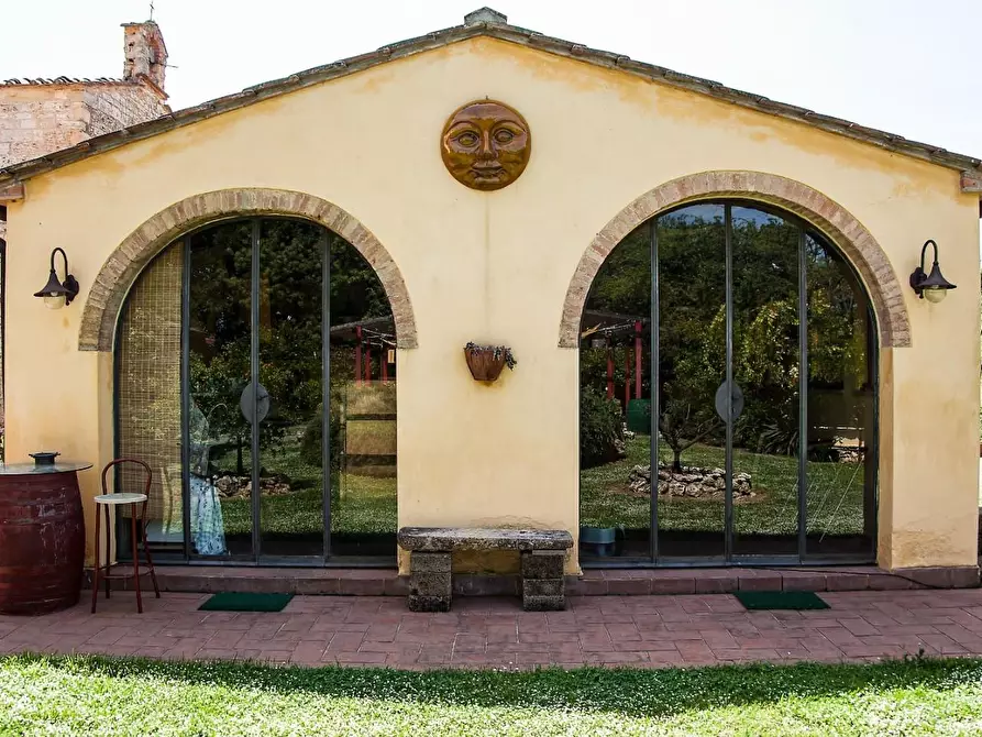 Immagine 38 di Casa colonica in vendita  a Casciana Terme Lari