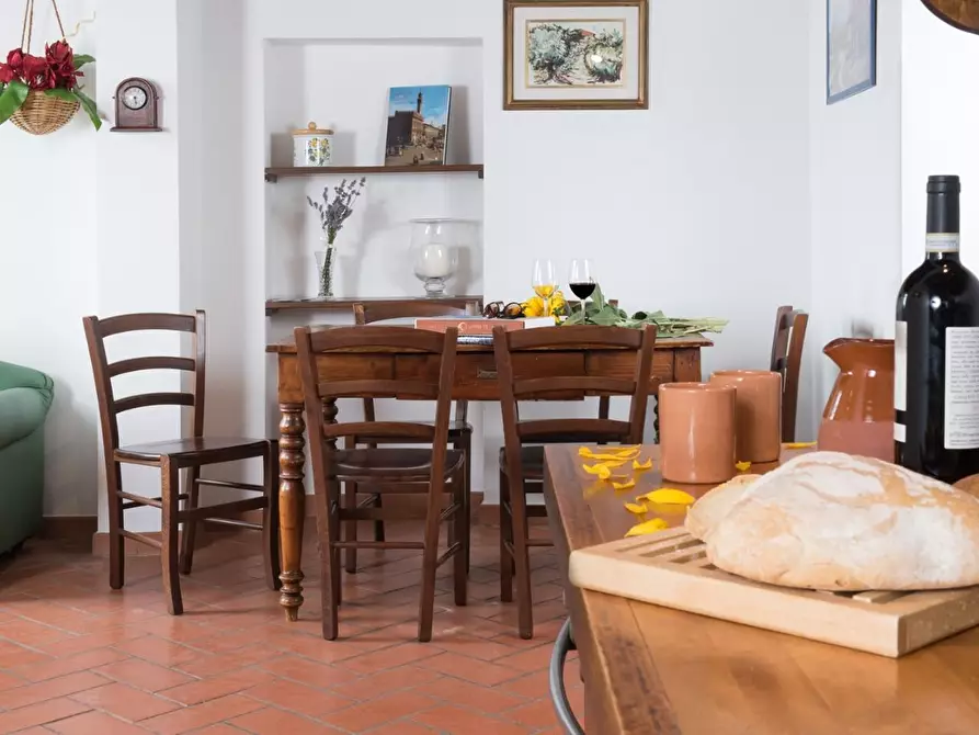 Immagine 4 di Appartamento in vendita  a Colle Di Val D'elsa