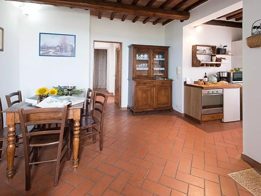 Immagine 5 di Appartamento in vendita  a Colle Di Val D'elsa